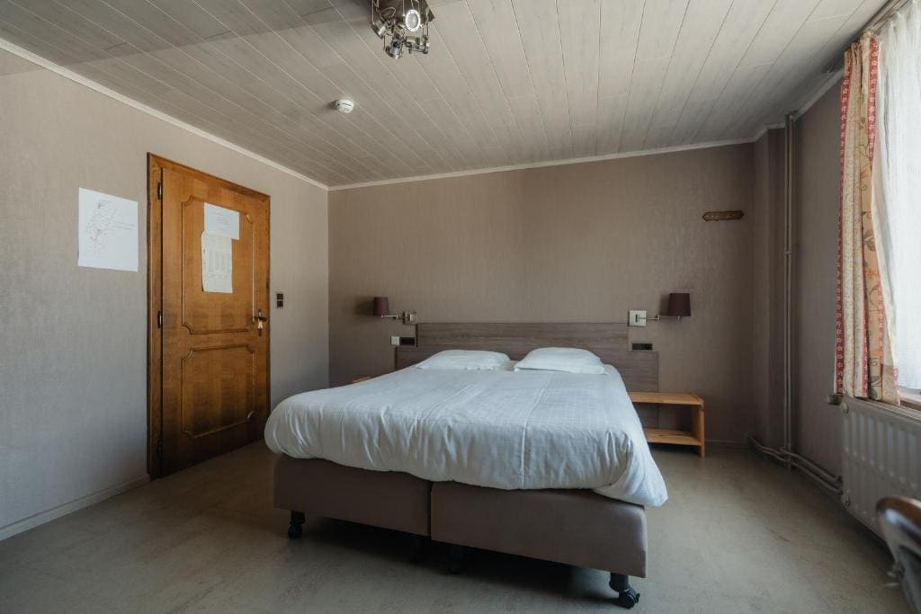 Budget Double Room room - Image 3