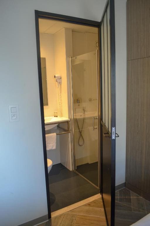 Double Room - Courtyard room - Image 2