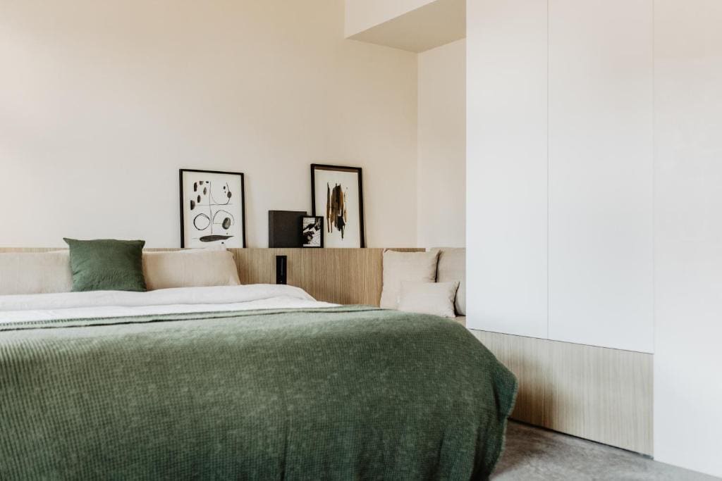 Suite with Garden View room - Image 2