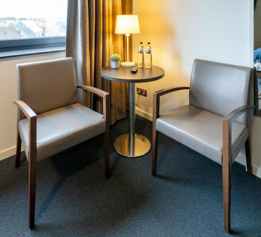 Superior Triple Room room - Image 2
