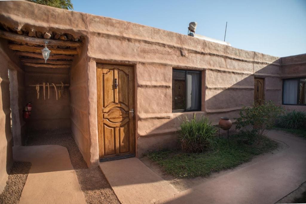 Classic Single Room with Shower room - Image 3