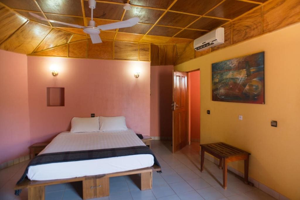 Standard Double or Twin Room room - Image 2