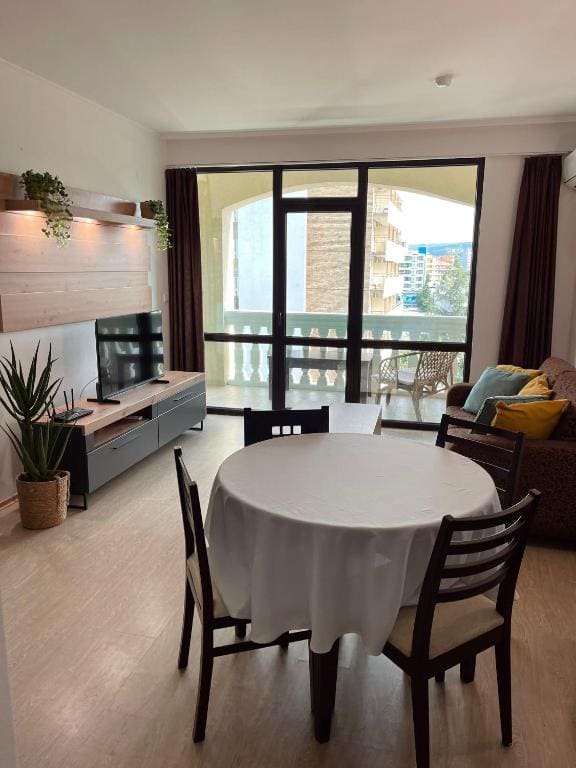 Apartment with View and Balcony room - Image 3
