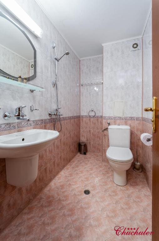Small Double Room room - Image 3