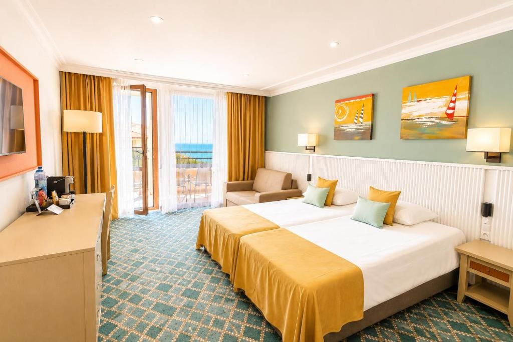 Deluxe Double Room with Side Sea View room - Image 1