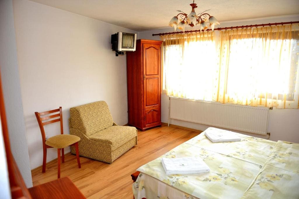 Queen Room room - Image 2