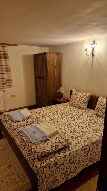 Triple Room with Bathroom room - Image 3