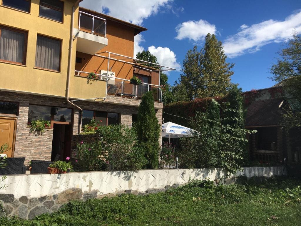 Apartment with Balcony room - Image 1