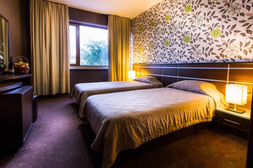 Standard Twin Room room - Image 1