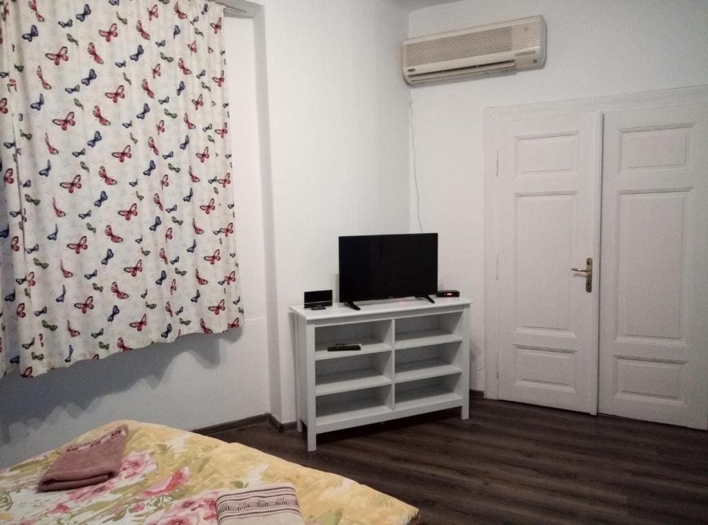 Deluxe Apartment room - Image 2