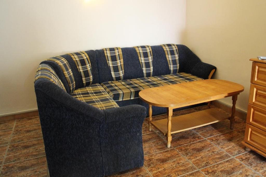 Family Room room - Image 1