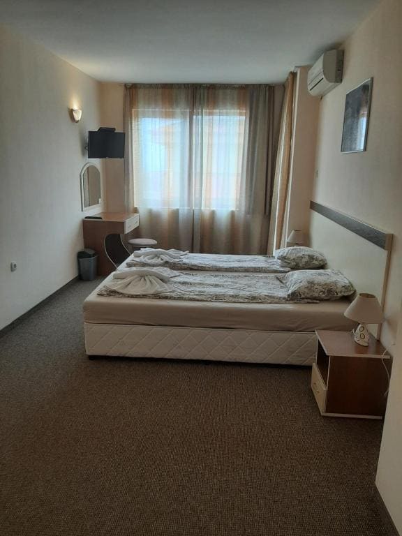 Twin Room with Sea View room - Image 2