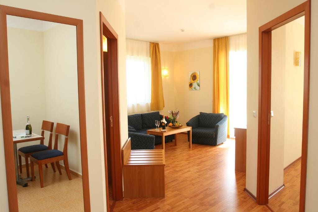 Two-Bedroom Apartment with Balcony room - Image 1