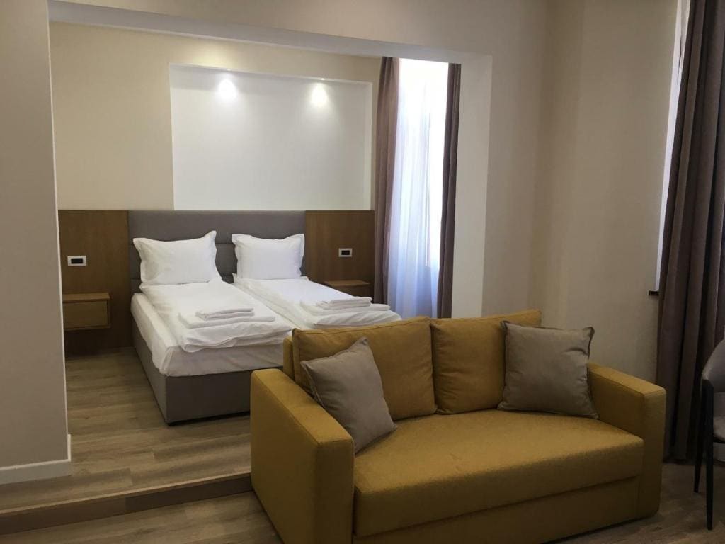 Deluxe Double Room room - Image 1