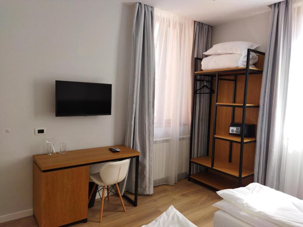 Double or Twin Room room - Image 2