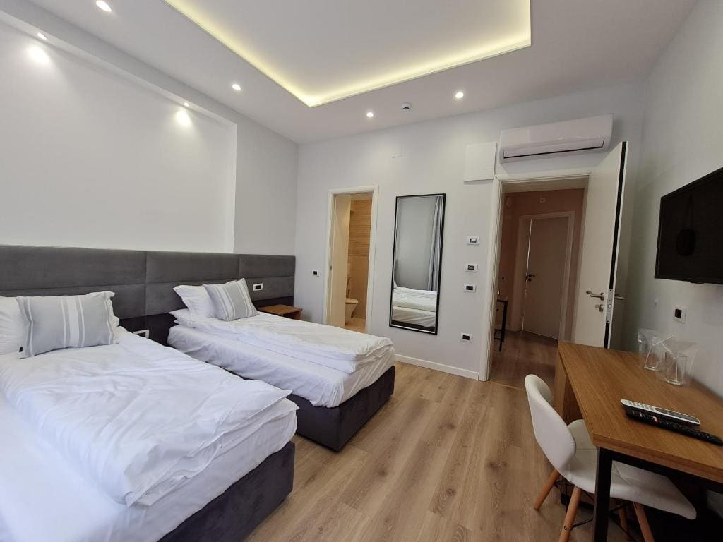 Double or Twin Room room - Image 3