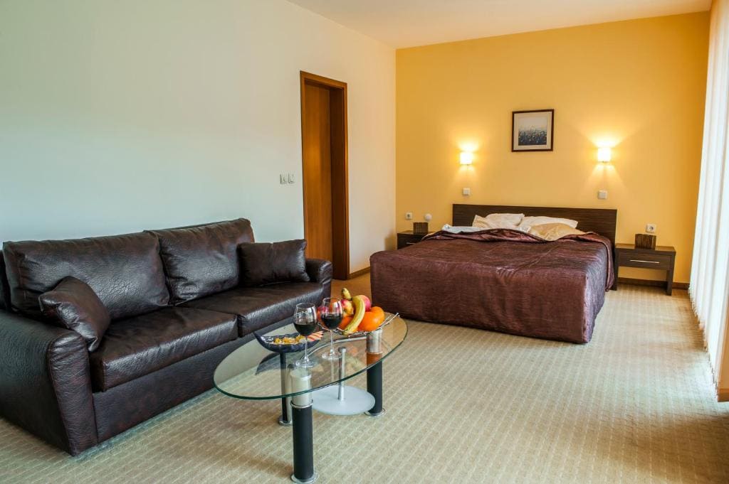 Deluxe Double or Twin Room room - Image 1