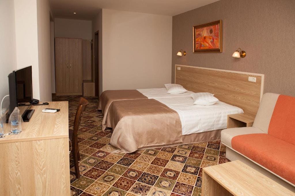 Deluxe Double Room with Extra Bed (3 Adults) room - Image 1