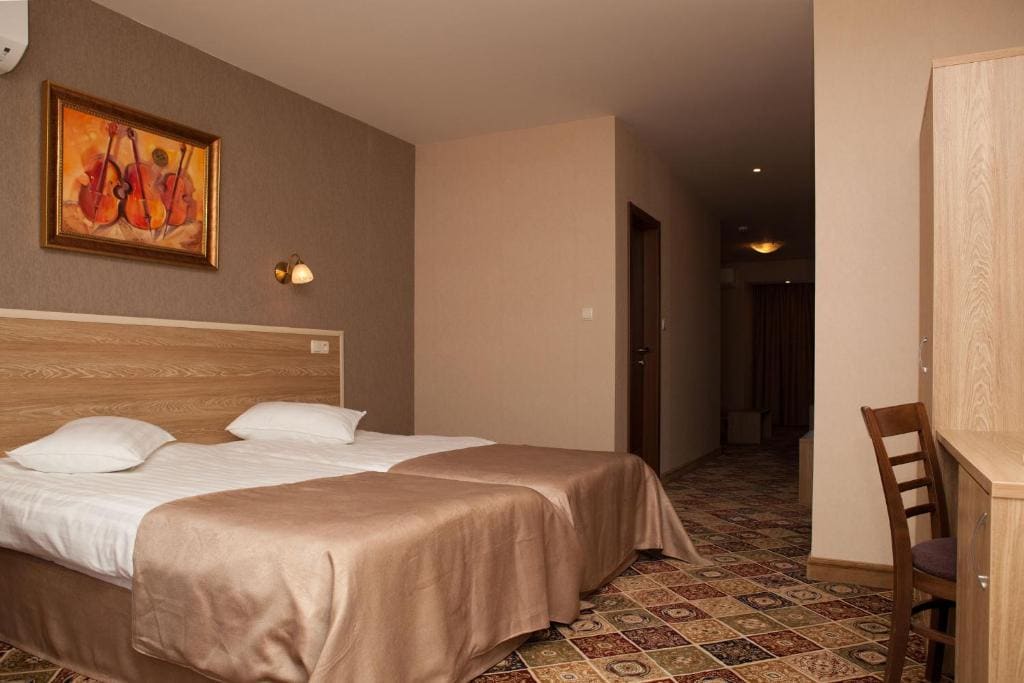 Apartment with Balcony room - Image 1