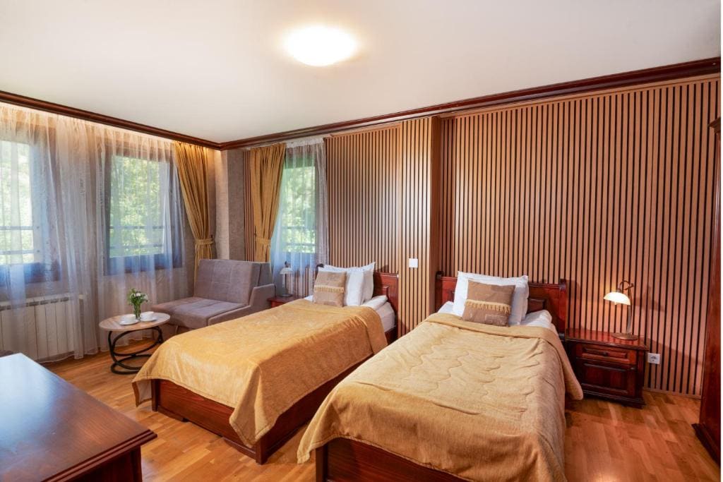 Double or Twin Room - Free Spa & Thermal Zone Access room - Image 2