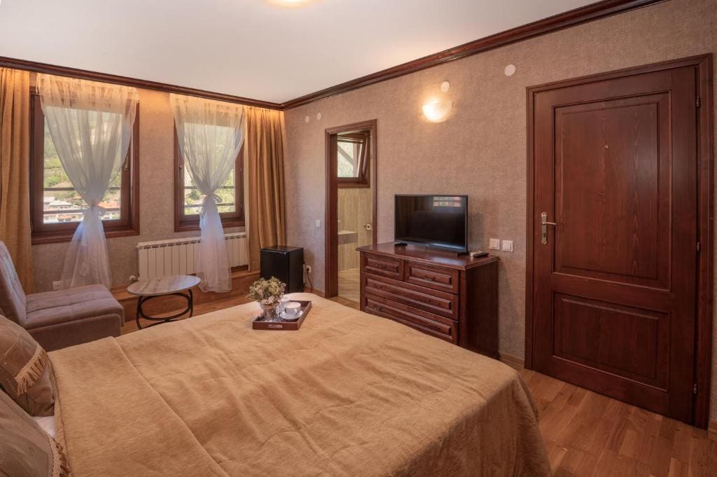 Double or Twin Room - Free Spa & Thermal Zone Access room - Image 3