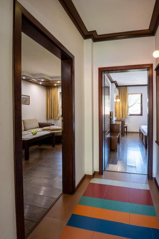 One-Bedroom Suite - Free Spa & Thermal Zone Access room - Image 3