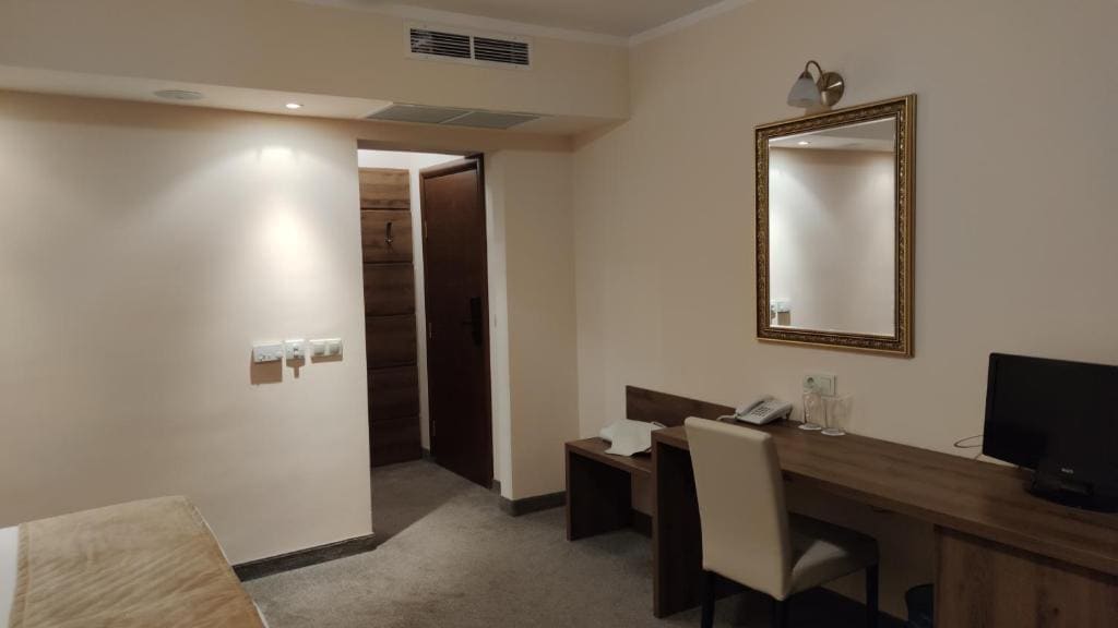 Double Room without Balcony room - Image 3