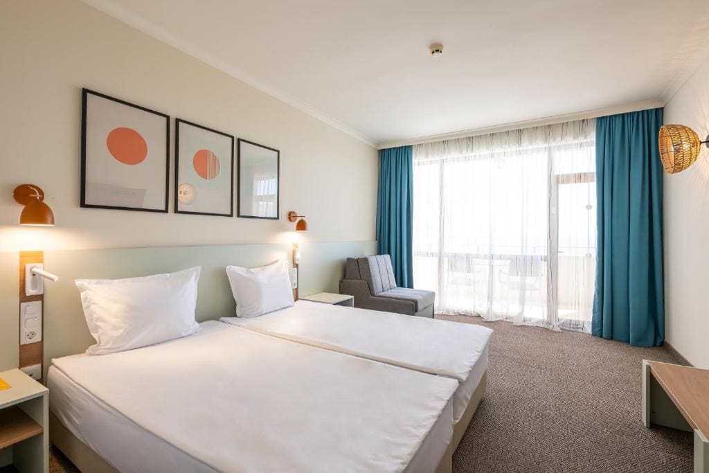 Standard Room with Park View room - Image 1