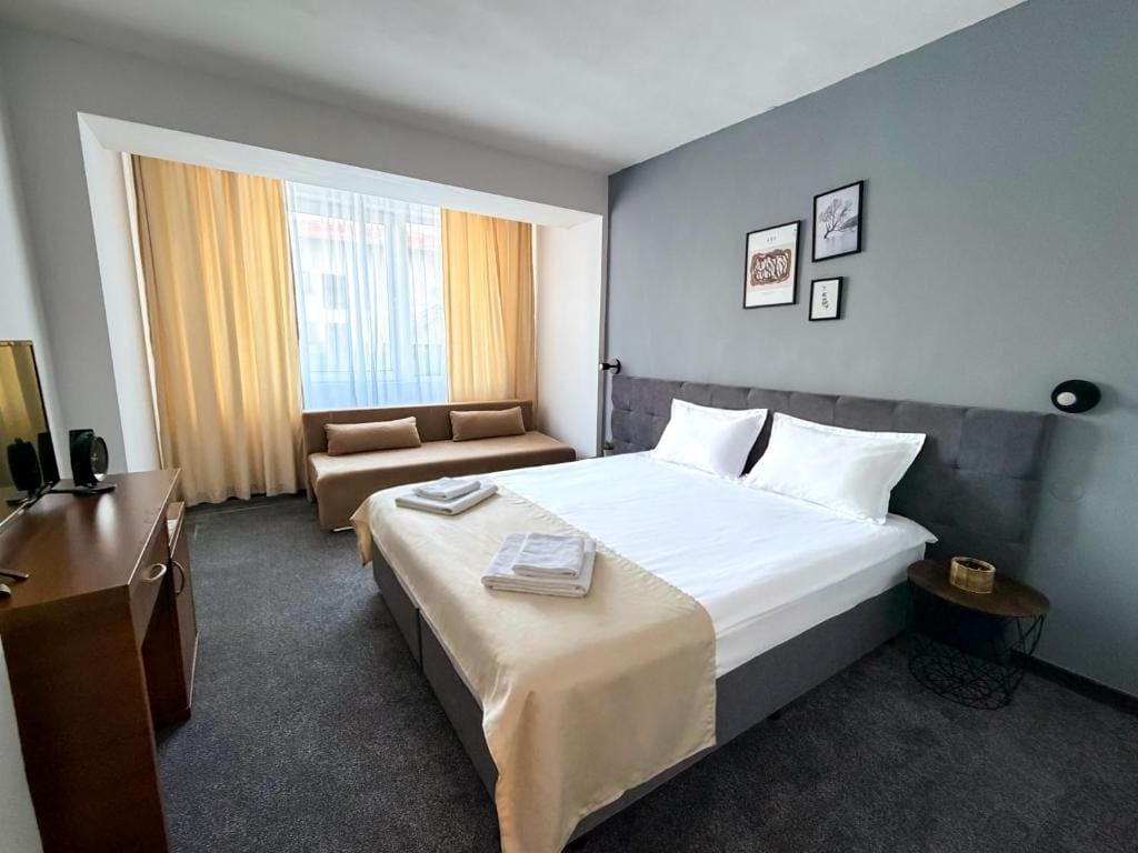 Basic Triple Room room - Image 1