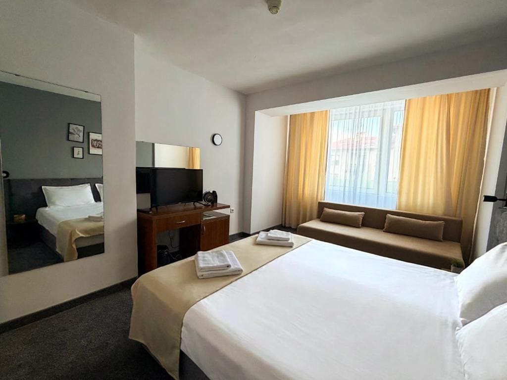 Family Double Room room - Image 1