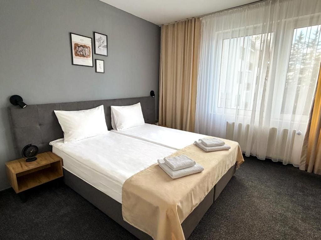 Standard Double Room room - Image 3
