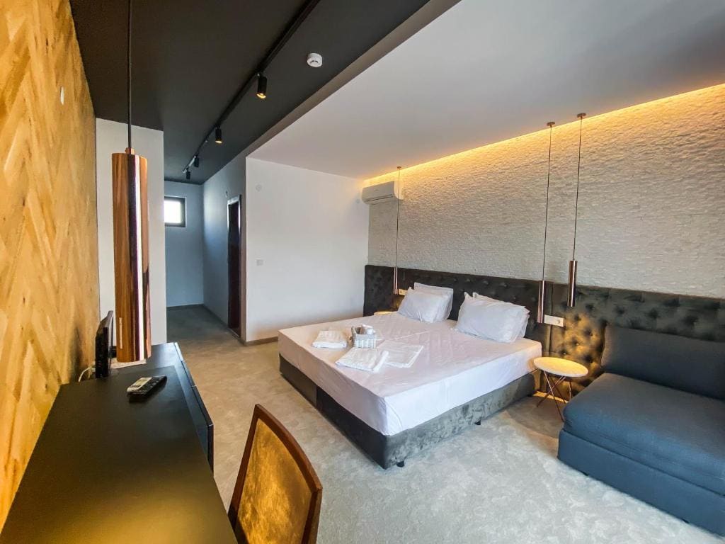 Double or Twin Room room - Image 2