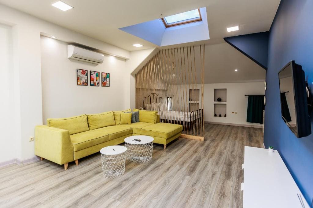 Large Double Room room - Image 1