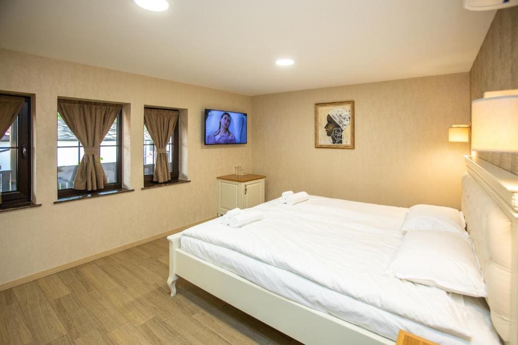 Deluxe Double Room room - Image 2