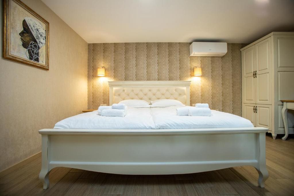 Deluxe Double Room room - Image 3