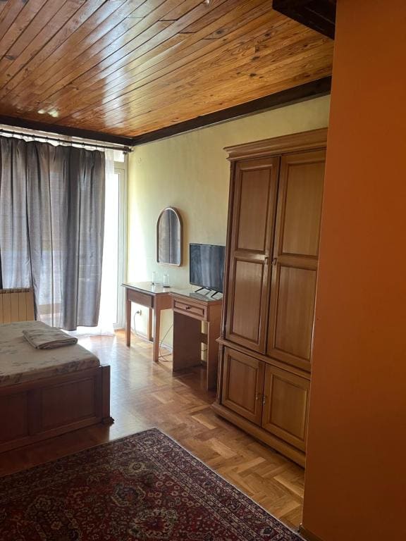 Junior Suite with Balcony room - Image 3