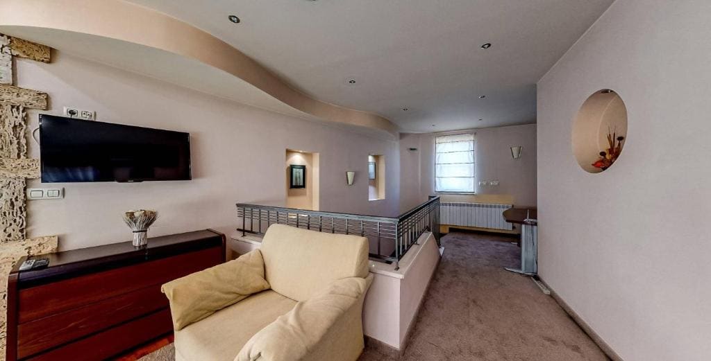 Maisonette room - Image 3
