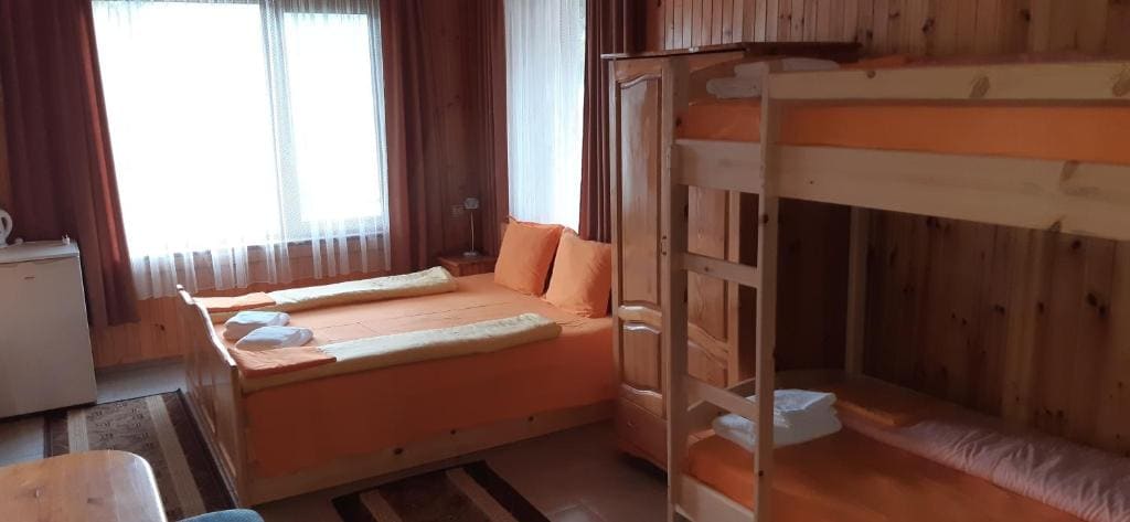 Quadruple Room room - Image 2