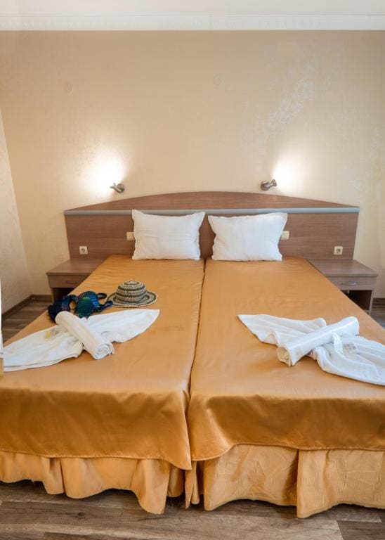 Economy Double or Twin Room (No Balcony) room - Image 1