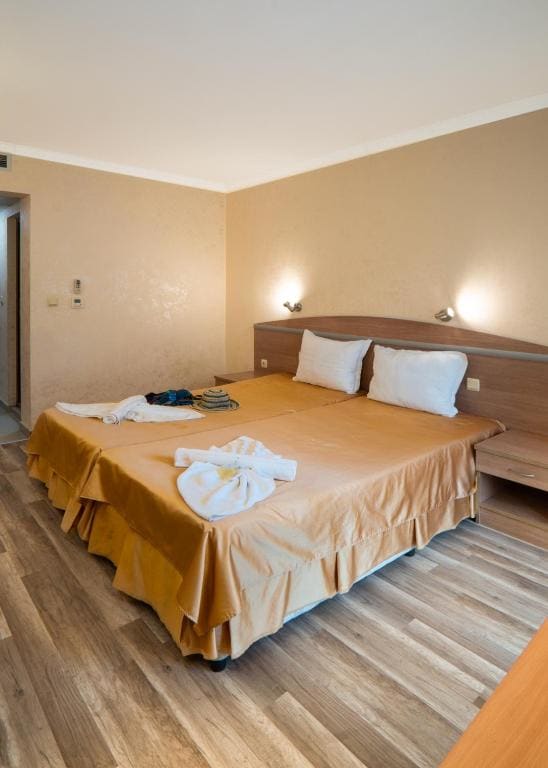 Double or Twin Room with Balcony room - Image 1