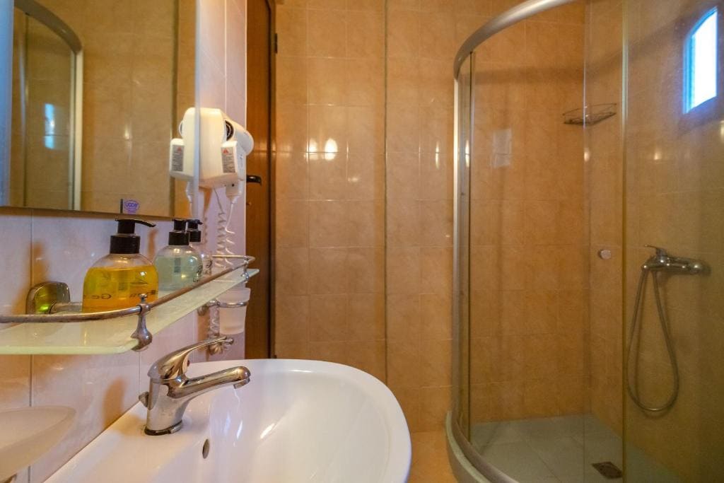 Double Room with Sea View - Attic room - Image 2