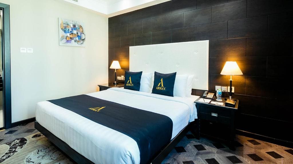 Executive Suite room - Image 1