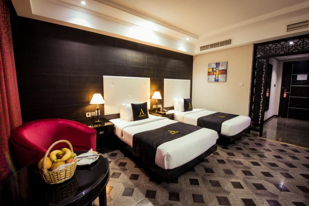 Superior Twin Room room - Image 1