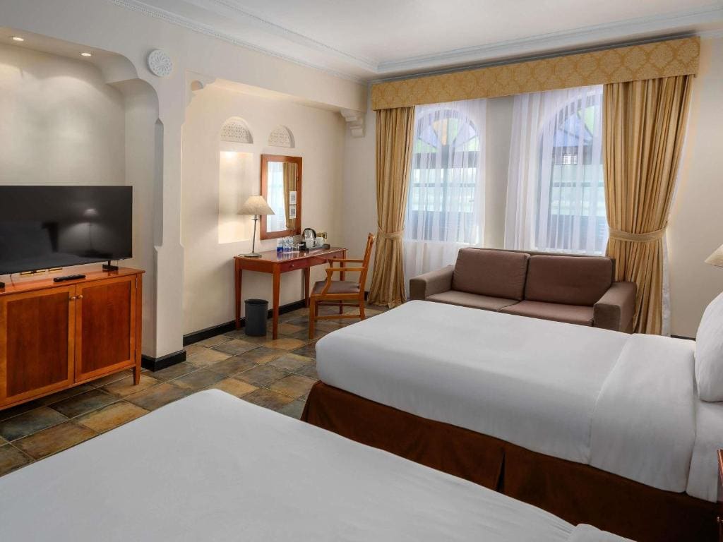 One Bedroom Suite room - Image 2