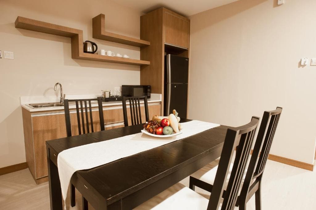 Executive Suite room - Image 3