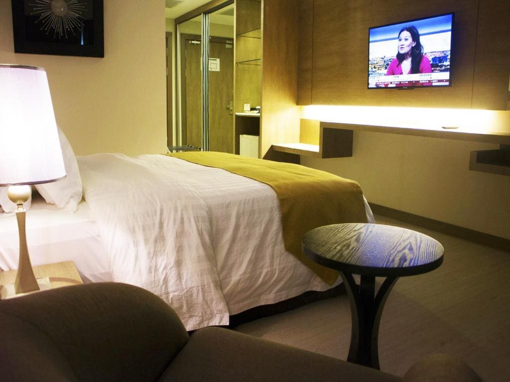 King Room with Pool View room - Image 1
