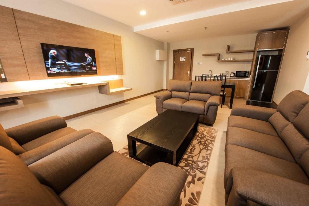 Executive Suite room - Image 2