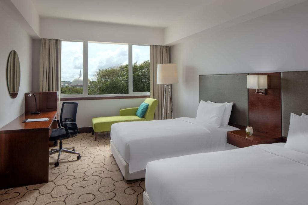 Deluxe Double or Twin Room room - Image 3