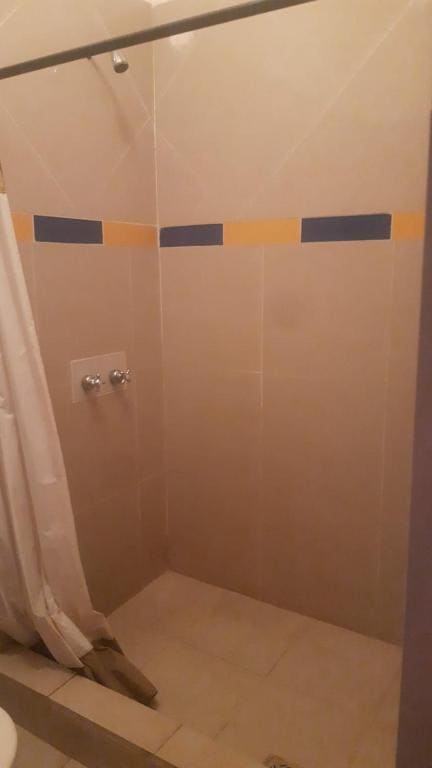 Double Room with Private Bathroom room - Image 2