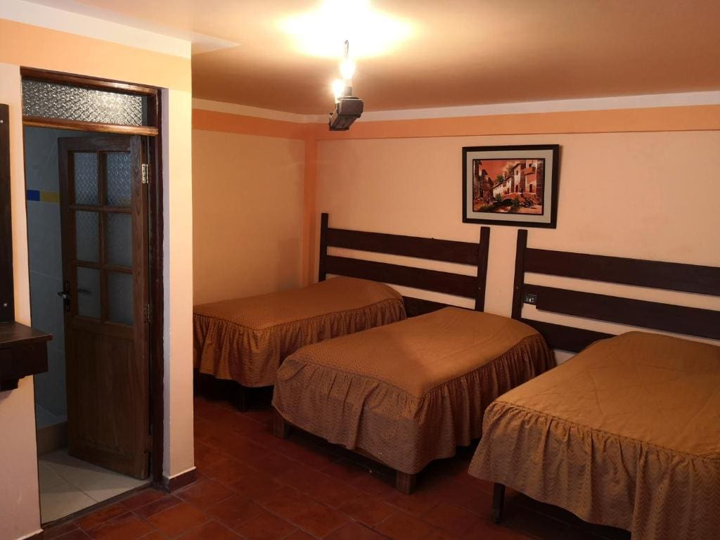 Triple Room with Private Bathroom room - Image 2